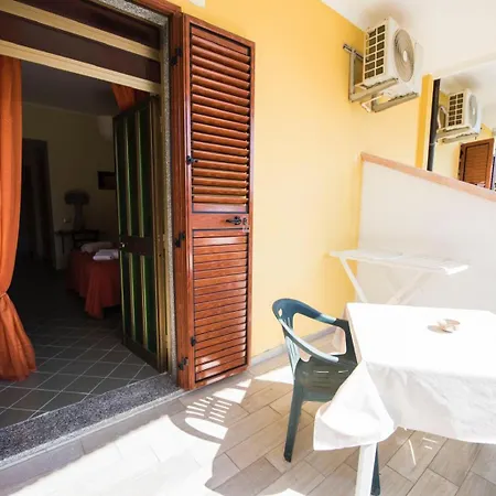 Casa Cosmano Bed & Breakfast Brancaleone Marina