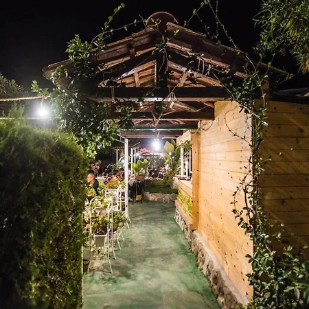 Casa Cosmano 3* ברנקאלאונה מרינה