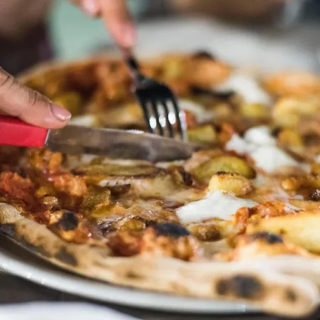 Alojamento de Acomodação e Pequeno-almoço Casa Cosmano Brancaleone Marina