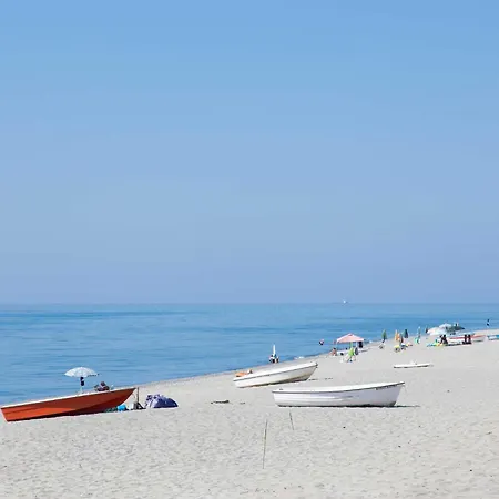 לינה וארוחת בוקר Casa Cosmano ברנקאלאונה מרינה