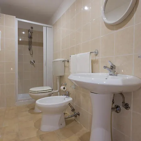 Casa Cosmano Alojamento de Acomodação e Pequeno-almoço 3*