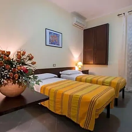 Casa Cosmano Bed & Breakfast 3*