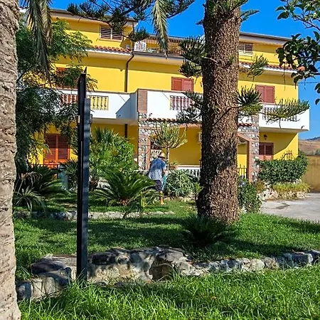 Casa Cosmano 3* Brancaleone Marina