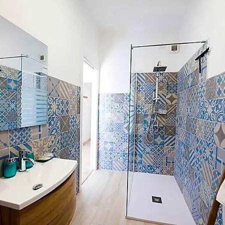 Casa Cosmano Oda ve Kahvaltı 3*