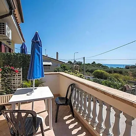 Casa Cosmano Oda ve Kahvaltı Brancaleone Marina