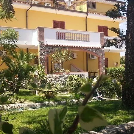 Casa Cosmano Bed & Breakfast