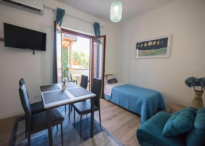 לינה וארוחת בוקר Casa Cosmano ברנקאלאונה מרינה