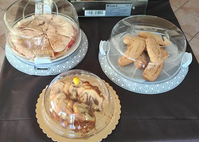 לינה וארוחת בוקר Casa Cosmano ברנקאלאונה מרינה