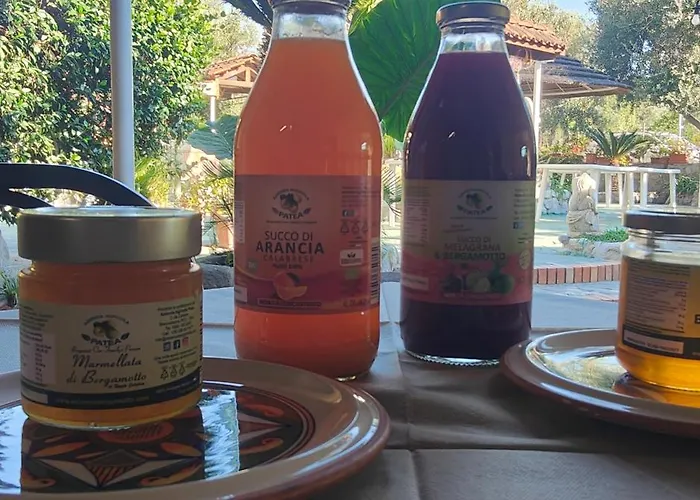 לינה וארוחת בוקר Casa Cosmano 3*