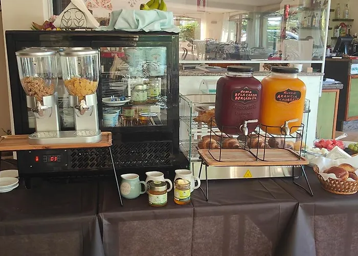 לינה וארוחת בוקר Casa Cosmano ברנקאלאונה מרינה